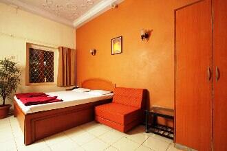 Hotel Woodside, Matheran 2